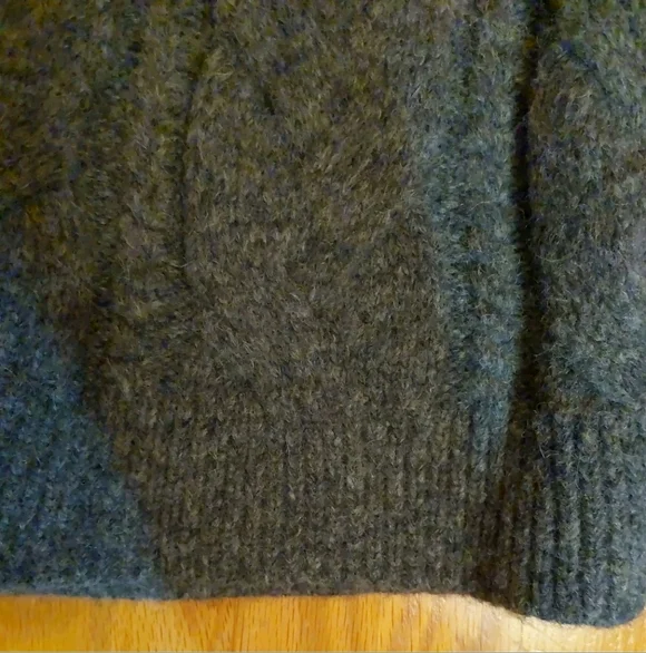 Faherty Frost Cable Stitch Turtleneck Sweater XS Charcoal Gray - Picture 7 of 15